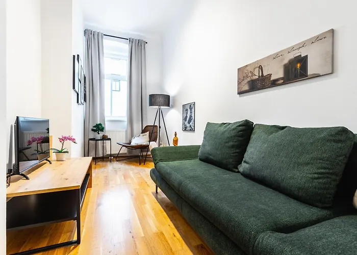 Stylish Designed In A Calm District Апартаменты